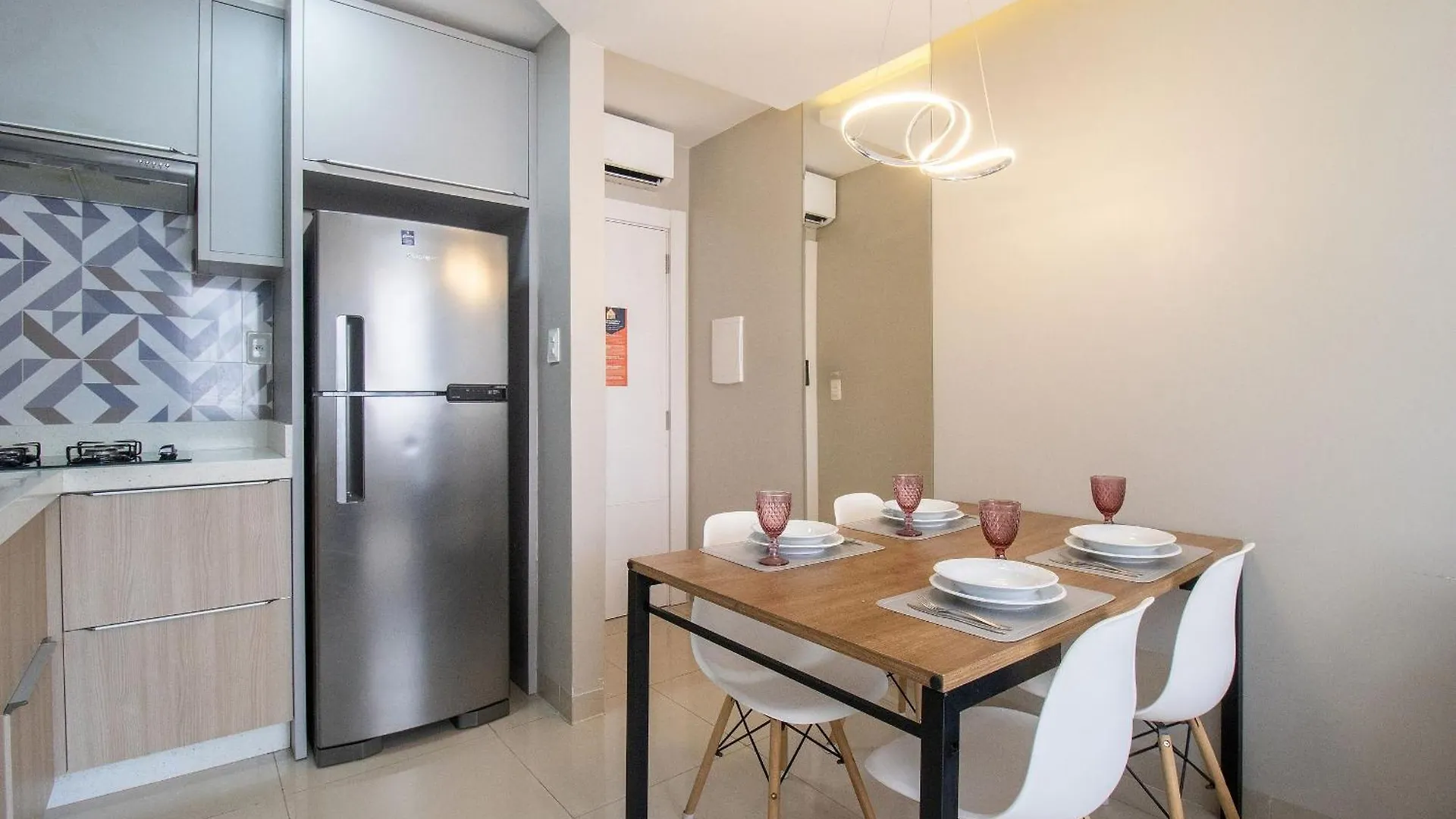 Pos32B - Lindo Espaco, Climatizado, Tv Smart Balneário Camboriú 0*,  Brasil